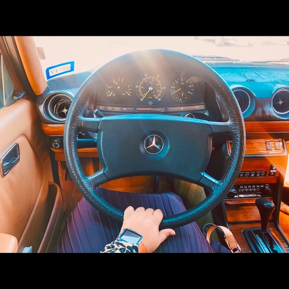 Meet your posher! - Picture 17 of 17